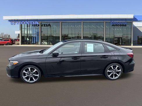 Used 2026 Honda Civic Sport Touring image 2