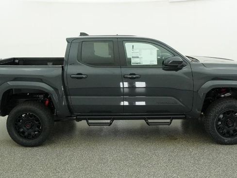 New 2026 Toyota Tacoma SR5 AWD/4WD image 38