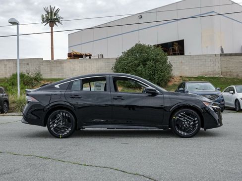 New 2026 Nissan Sentra SR image 3