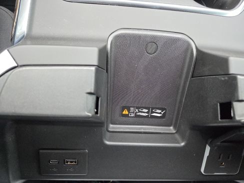 New 2026 GMC Sierra 3500 SLE w/ SLE Convenience Package image 8