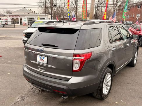 Used 2012 Ford Explorer XLT image 7
