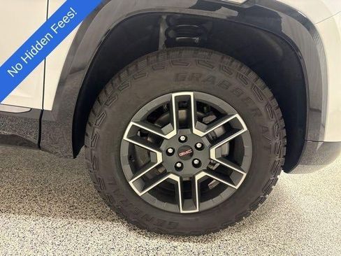 New 2026 GMC Terrain AT4 w/ Technology Package II image 16