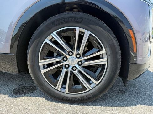 Certified 2024 Cadillac Lyriq Luxury AWD/4WD image 17