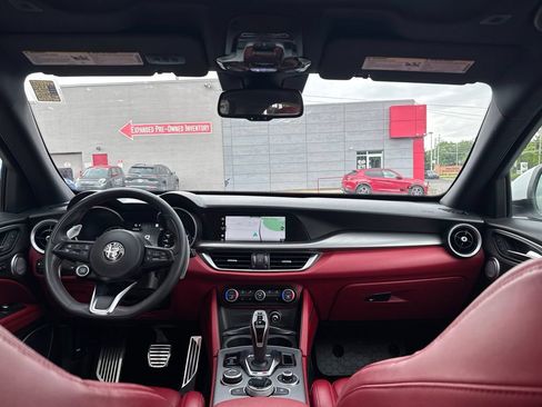 Used 2020 Alfa Romeo Stelvio Ti Sport AWD/4WD image 34