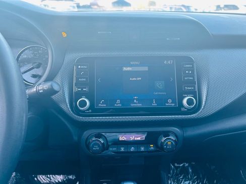 Used 2022 Nissan Kicks SV image 28