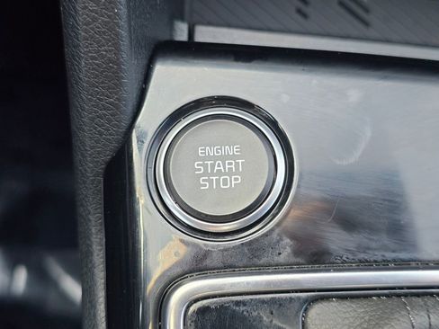 Used 2025 Kia Sportage EX FWD image 26