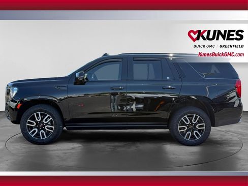 Used 2023 GMC Yukon AT4 w/ Technology Package AWD/4WD image 6