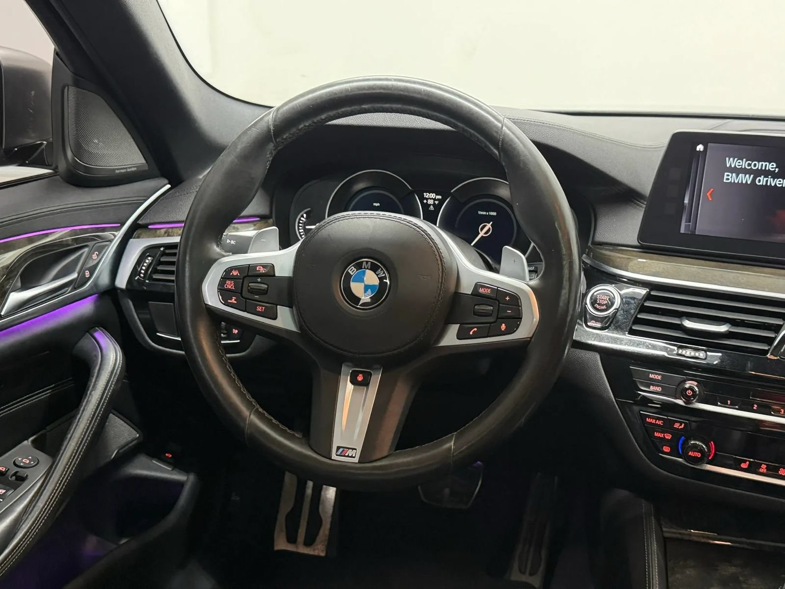 Used 2018 BMW M550i xDrive w/ Driving Assistance Package AWD/4WD image 21