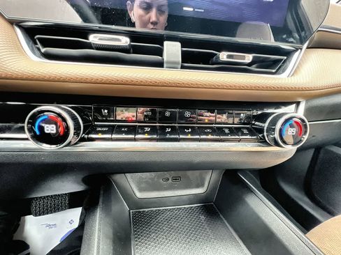 Used 2026 Chevrolet Equinox ACTIV w/ Convenience Package III image 18