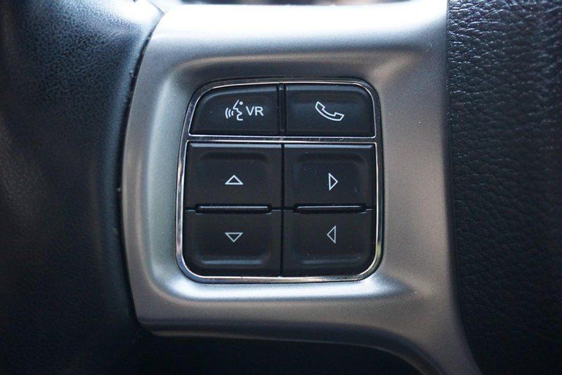 Used 2022 RAM 1500 Warlock AWD/4WD image 37