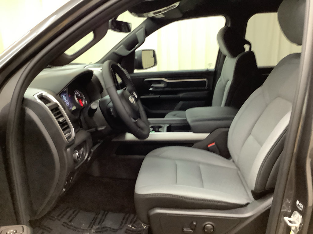 New 2026 RAM 1500 Big Horn AWD/4WD image 13