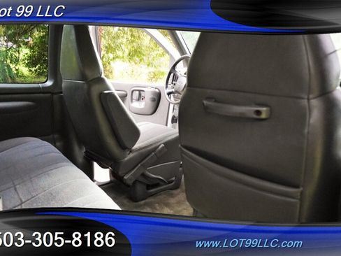 Used 2002 Chevrolet Express 3500 Extended Passenger w/ LS Preferred Equipment Group RWD image 15