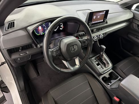 Certified 2025 Honda CR-V Sport image 4