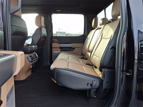 Used 2021 Ford F150 Lariat w/ Equipment Group 502A High image 13