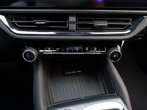 New 2026 Chevrolet Equinox EV RS image 16