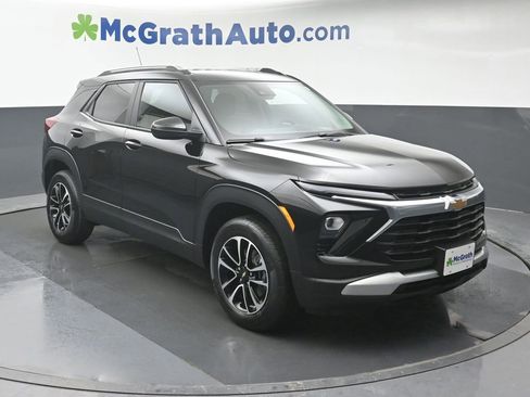 New 2026 Chevrolet TrailBlazer LT w/ Convenience Package AWD/4WD image 2