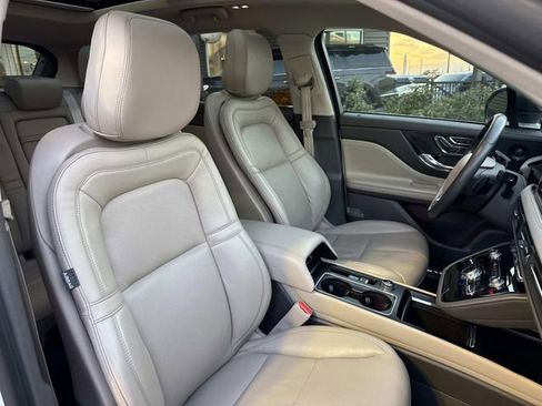 Used 2020 Lincoln Corsair Reserve w/ Equipment Group 201A image 10