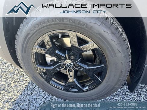 New 2026 Volkswagen Atlas Peak Edition AWD/4WD image 8