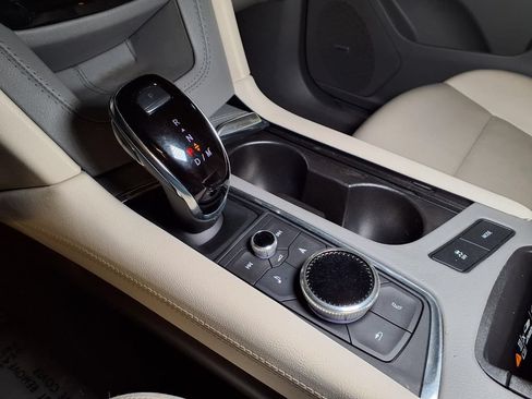 Certified 2023 Cadillac XT5 Premium Luxury FWD image 6