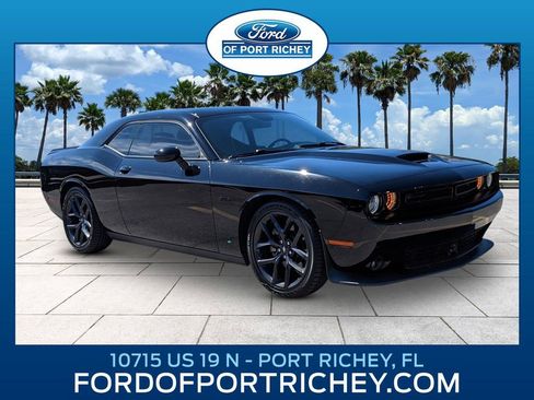 Used 2023 Dodge Challenger R/T w/ Plus Package image 1