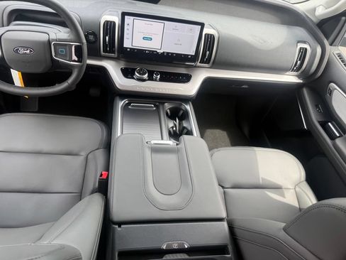 New 2026 Ford Expedition Active AWD/4WD image 36
