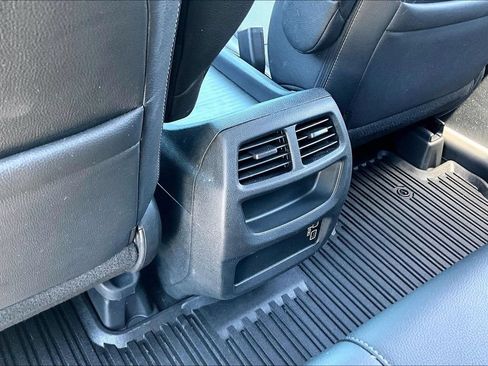 Used 2023 Honda Ridgeline RTL-E image 11