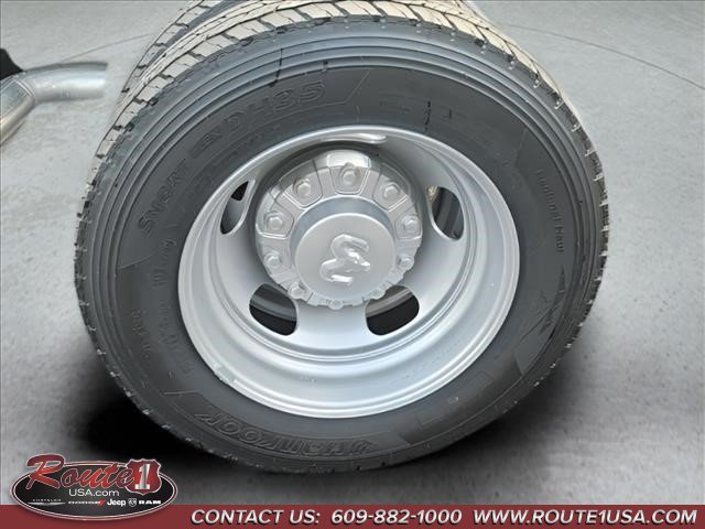 New 2026 RAM 5500 Tradesman w/ Chrome Appearance Group AWD/4WD image 11