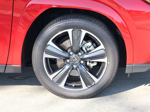Used 2025 Lexus UX 300h FWD w/ Accessory Package (Z1) image 11