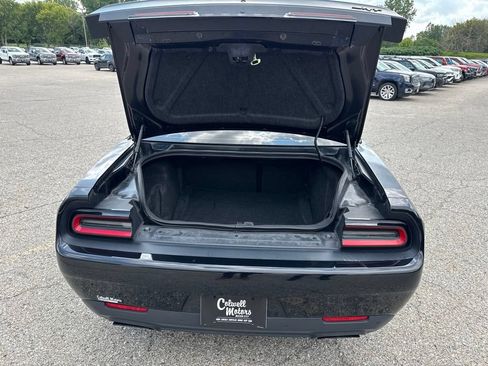 Used 2015 Dodge Challenger SRT Hellcat RWD image 20