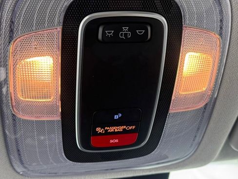 Used 2025 Hyundai Kona SEL FWD image 29