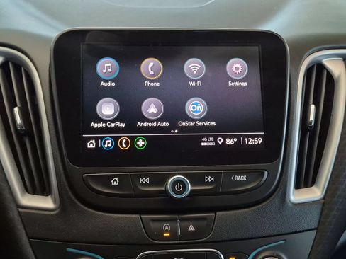 Used 2021 Chevrolet Malibu LS FWD image 18