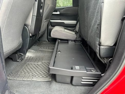 Used 2016 Toyota Tundra SR5 AWD/4WD image 29