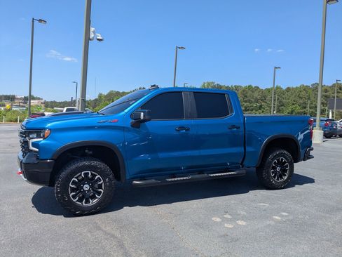 Used 2022 Chevrolet Silverado 1500 ZR2 w/ Technology Package image 8