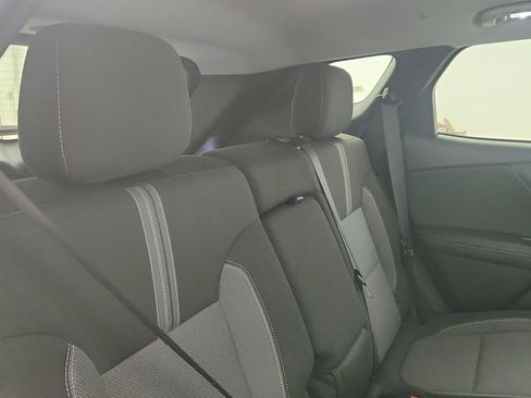 Used 2025 Chevrolet Blazer LT FWD image 25