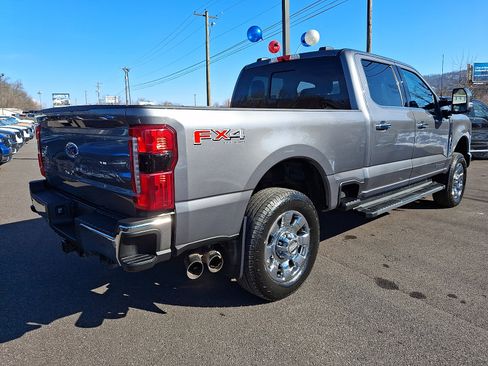 Used 2024 Ford F350 Lariat w/ Chrome Package image 10