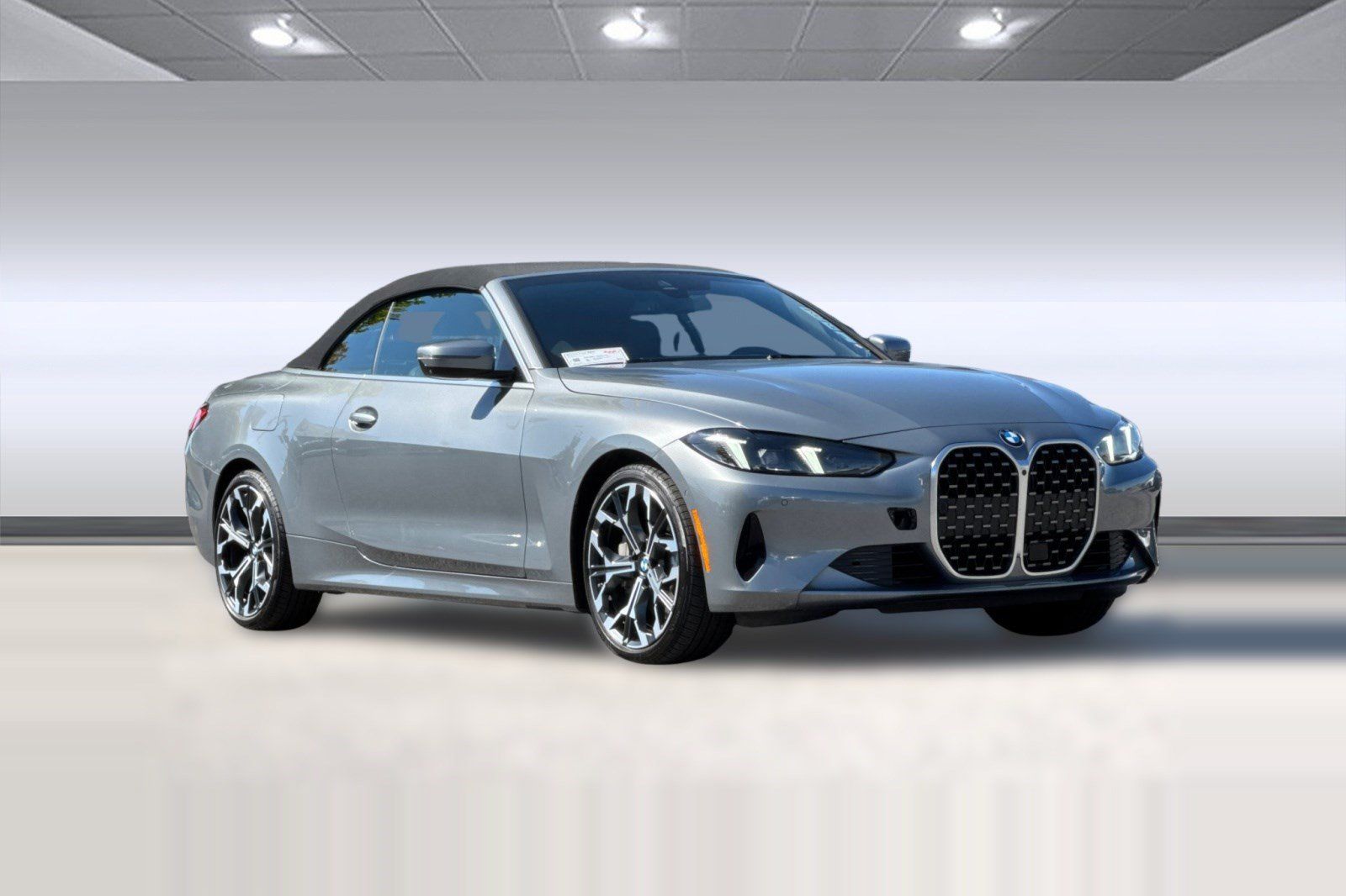 Used 2025 BMW 430i Convertible w/ Convenience Package RWD image 7