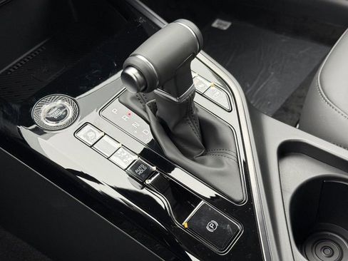 New 2026 Kia Niro EX image 15