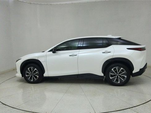 Used 2024 Lexus RZ 450e Premium w/ Technology Package image 67