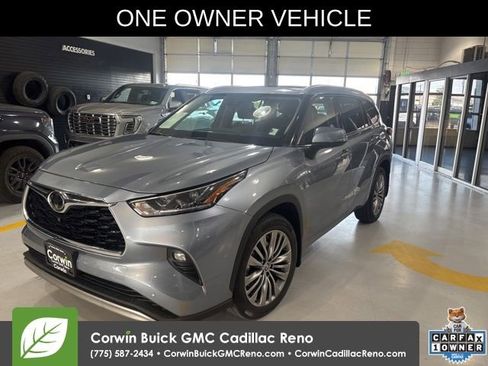 Used 2021 Toyota Highlander Platinum AWD/4WD image 1