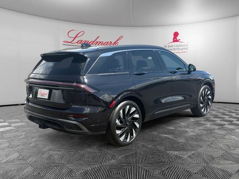 Certified 2024 Lincoln Nautilus Black Label w/ Jet Appearance Package (87T) AWD/4WD image 5
