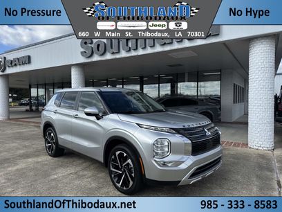 Used 2023 Mitsubishi Outlander SE