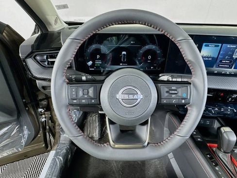 New 2026 Nissan Kicks SR w/ Cold Weather Package AWD/4WD image 10