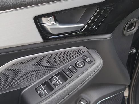 New 2026 Acura MDX SH-AWD image 18