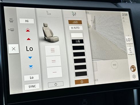 New 2025 Land Rover Discovery Sport S image 23