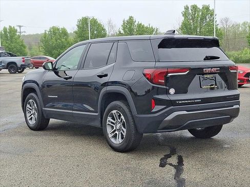 Used 2025 GMC Terrain Elevation AWD/4WD image 4