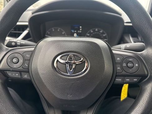 Used 2024 Toyota Corolla LE image 13