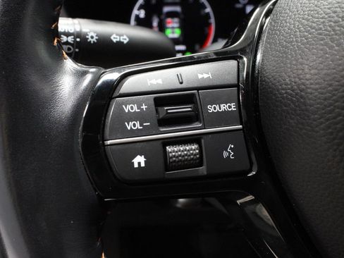 Used 2025 Honda HR-V Sport image 26