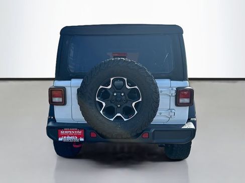 Used 2023 Jeep Wrangler Unlimited Rubicon w/ Cold Weather Group AWD/4WD image 7