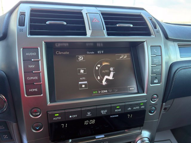 Used 2020 Lexus GX 460 Luxury w/ Accessory Package AWD/4WD image 17