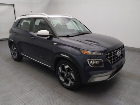 Used 2023 Hyundai Venue Limited w/ Cargo Package FWD image 13